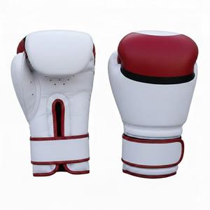 ถุงมือหนังแท้สำหรับ MMA แบบเปิดฝ่ามือ สำหรับศิลปะการต่อสู้ UFC กีฬาต่อสู้ และการฝึกซ้อม พร้อมโลโก้สั่งทำ - Product Image 1