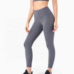 Leggings élégants pour femmes avec ceinture élastique, design confortable pour les activités de plein air, leggings de yoga - Product Image 1