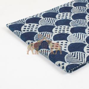 Tissu en coton indigo artisanal avec motif de vagues traditionnel, nouveau design élégant de vagues festonnées - Product Image 6
