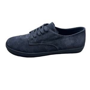 Chaussures vulcanisées pour hommes de haute qualité fabriquées au Vietnam, dessus en cuir fendu, semelle intermédiaire en PU, semelle extérieure en caoutchouc, légères et tendance. - Product Image 3