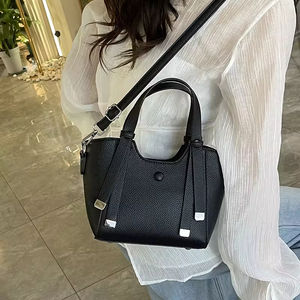 Sacs à main de luxe pour femmes, grande capacité, personnalisables avec logo, pour l'extérieur, sacs à bandoulière et sacs travers pour femmes - Product Image 5