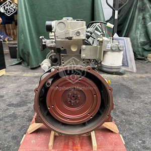 Ensemble moteur diesel pour mini-excavatrice 403D-11, moteur diesel Perkins 3 cylindres, 3000 tr/min, 19,7 kW - Product Image 4