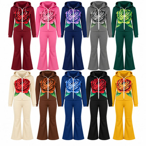 Combinaison de ski une pièce à capuche personnalisée pour femme, imprimé floral, fermeture éclair sur le devant, jambe évasée, combinaison chaude d'hiver pour le ski et la neige - Product Image 1