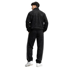 ชุดวอร์มพรีเมียมแบบซิปเต็มตัว ผ้าฟลีซ ประดับคริสตัลสั่งทำพิเศษ เสื้อผ้าสตรีทแวร์สุดหรู ผู้ผลิต OEM ชุดฮู้ดดี้และกางเกงจ็อกเกอร์ผู้ชาย ขายส่ง - Product Image 3
