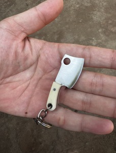 Mini couteau à découper porte-clés avec manche en os - Product Image 3