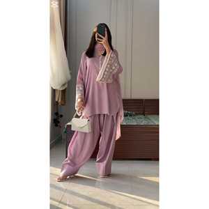 Top de fiesta para mujer de diseñador con Conjunto elegante Plazzo y Dupatta - Product Image 4