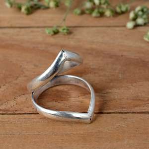Handmade 925 Sterling <b>Silver</b> Arthritis Splint <b>Ring</b> Minimalist Polished Chevron V Design <b>Adjustable</b> Joint Support - Product Image 2