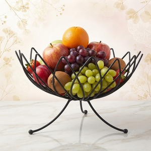 Grand panier à fruits en fil métallique, paniers de rangement empilables en métal personnalisés pour la présentation sur le comptoir de cuisine - Product Image 1