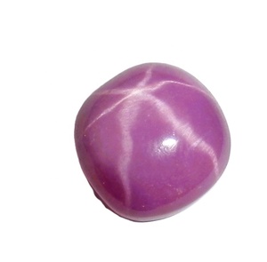 Rubis Étoilé Rouge Carré 12x12 mm 10 Carats Créé en Laboratoire Opaque Cabochon Circulaire Antique avec Effet Étoile à 6 Branches pour la Fabrication de Bijoux - Product Image 3