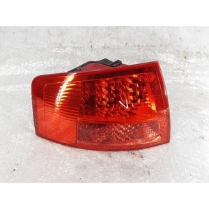 Luz Trasera Izquierda Usada A8 4E0945095C - Product Image 1