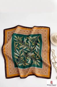 Écharpes en satin personnalisées en gros, logo imprimé, OEM ODM, fabricant de produits promotionnels de mode, Nigéria, Ghana, Kenya, Congo - Product Image 3