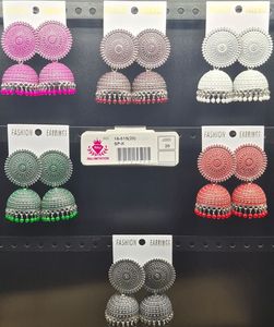 Boucles d'oreilles Jhumka indiennes en argent oxydé, dôme rond en émail Mandala, perle tombante, bijoux ethniques de fête, vente en gros (paire) - Product Image 1