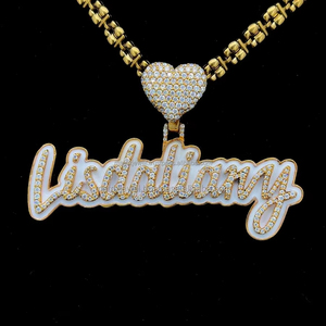 จี้เพชรแบบกำหนดเอง S925โลโก้ตัวอักษรสีเงินประดับเพชรโมอิสชุบทองสำหรับแร็ปเปอร์เคลือบเคลือบหัวใจเครื่องประดับฮิปฮอป - Product Image 1