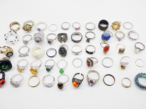 Bagues de mariage uniques de haute qualité, élégantes, en acier inoxydable, designs de bijoux pour couples - Product Image 4
