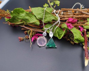 Collier pendentif en quartz rose et quartz vert, pierre naturelle double, chaîne en argent, bijoux de guérison, cadeau pour femmes et hommes - Product Image 3