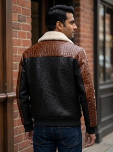 Blouson aviateur homme en cuir véritable bicolore, effet crocodile marron et noir, avec col en fausse fourrure sherpa - Product Image 3