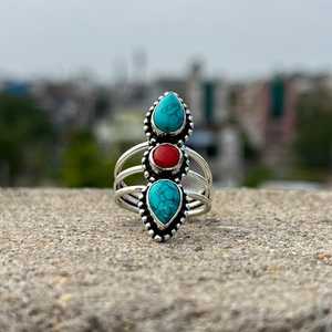 Bague artisanale en argent sterling 925 avec turquoise bleue et corail rouge, pierres multicolores, bijoux fantaisie en pierres précieuses opaques, vente en gros - Product Image 3