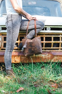 Leather <b>Canvas</b> <b>Tote</b> Bag Waterproof Open Closure Embroidery Large Capacity Travel & Shopping Shoulder Handbag LCTB-0050 - Product Image 3