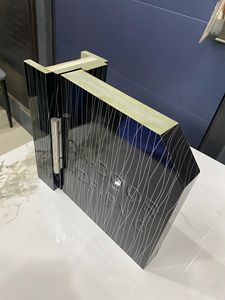 Puerta Interior Impermeable de Madera de Teca Maciza con Diseño Moderno Personalizable para Baño y Dormitorio, Último Estilo - Product Image 3