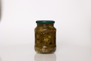 Tranches de piment jalapeño vert mariné de qualité supérieure dans du vinaigre, anneaux de piment de qualité export pour garnitures de pizzas, burgers et sandwichs - Product Image 3