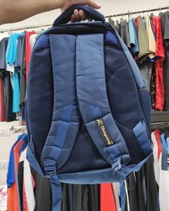 Mochila Escolar Unisex de Alta Calidad y Duradera, Marca FASHION SUTRA, para Niños, con Cierre de Cremallera, Asa Suave, Capacidad de 20-37L, para Uso Diario - Product Image 2