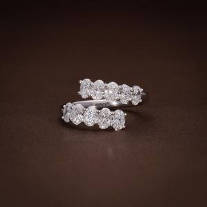 Bague de fiançailles classique en diamant de laboratoire taille ovale, certifiée, en or blanc, jaune ou rose - Product Image 1