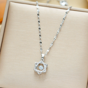 Collier pendentif de luxe style vintage pour femme, avec diamant scintillant, chaîne à maillons et design battement de cœur en zircon, idéal pour les fêtes et la Saint-Valentin - Product Image 6