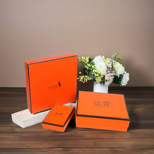 工場折りたたみ式段ボール飛行機型ボックス包装箱ギフトボックスカスタムロゴ正方形蓋ジュエリーボックスギフト包装箱 - Product Image 1