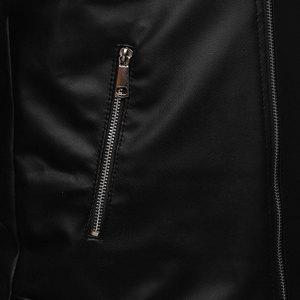 Blouson moto en cuir noir pour homme, col rabattu, fermeture éclair, coupe ajustée, couleur unie, pour l'automne, manches classiques - Product Image 5