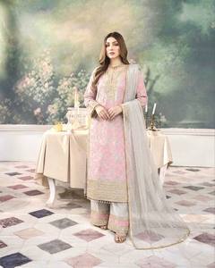 Ensemble indien pakistanais brodé rose avec dentelle, Sherwani, Palazzo, Dupatta, Voile en filet, Tenue de mariage formelle - Product Image 1