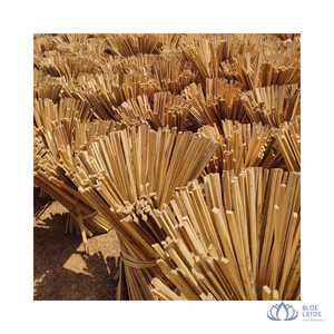 Bambú de alta calidad de medio corte para actividades elegantes de montaje de cometas pakistaníes y materiales de construcción de estructuras resistentes. - Product Image 1