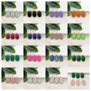 จี้แกะสลักรูปเต่าทองจากหินแคลเซโดนีสีเขียว งานแฮนด์เมด ชุบทอง จี้แกะสลักรูปเต่าทองจากหินแคลเซโดนีสีเขียว ผู้จำหน่ายเครื่องประดับแกะสลักรูปเต่าทอง - Product Image 6