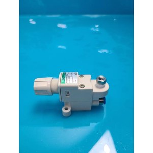 CKD RJB500-SSC6-LT Usado como está, piezas de equipos semiconductores Legacy - Product Image 3