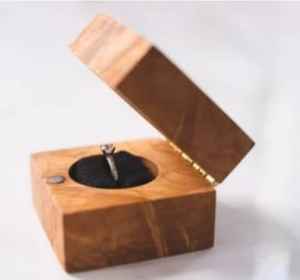 Caja de Anillo de Madera de Nogal de Lujo, Caja Magnética Cuadrada para Joyería de Compromiso, Caja Pequeña de Madera para Anillos de Boda, Venta al por Mayor, para Propuesta de Matrimonio - Product Image 2