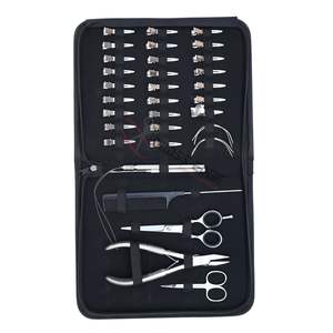 Kit d'outils pour extensions capillaires argentées avec pince à micro-perles plates, ciseaux de barbier, peigne à queue et accessoires de sectionnement - Product Image 1