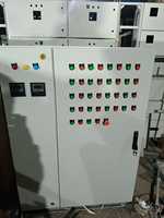 Panel de Control PLC Industrial con Integración HMI, VFD y SCADA para Automatización Industrial y Programación PLC