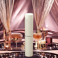 Krim Parfum Padat Wanita Bermerek Mewah Aroma Bunga Tahan Lama-5g Hitam Putih Hadiah Natal Penggunaan Sehari-hari Multi-Family