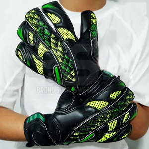 Gants de gardien de but à adhérence avancée, conception haute performance, tissu respirant, contrôle de préhension robuste, rembourrage absorbant les chocs, équipement sportif - Product Image 6