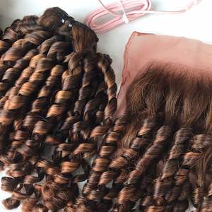 100% Extensions de cheveux vierges alignés sur cuticules pour Genius Weft Perruques de cheveux raides naturels non transformés pour les femmes noires - Product Image 1