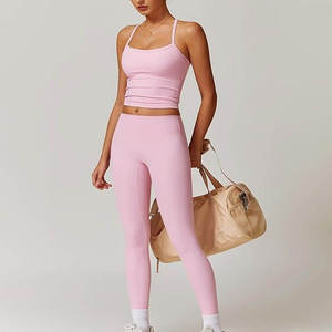 Ensemble de yoga 2 pièces pour femmes, vêtements de sport respirants sans couture, soutien-gorge de sport et leggings extensibles à taille élastique pour l'entraînement - Product Image 4