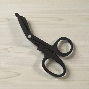 Tijeras Multiusos Manuales de Acero Inoxidable con Revestimiento Antiadherente de Fluoruro de 7.5 Pulgadas, Disponibles para OEM - Product Image 2