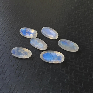 Piedra Lunar Arcoíris Natural, Corte Facetado, Forma Ovalada Grande, Calibrada, Gema Suelta, Disponible en Todos los Tamaños - Product Image 2