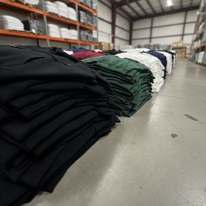 Custom High Quality Winter 100% Polyester Heavy Weight Men's Fleece Pocket Anti-Pilling Regular Fit Warm <b>Hoodie</b> No <b>String</b> - Product Image 3