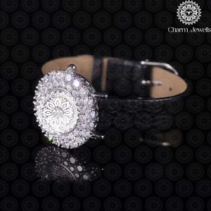 Montre de luxe pour femme Charm_Jewells en acier inoxydable, boîtier rond de 30 mm, mouvement à quartz analogique, accents de diamants, bracelet en cuir - Product Image 3