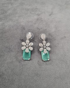 Pendientes Colgantes con Motivo Floral, Joyería de Moda al por Mayor para Mujeres, Fiestas, Pendientes de Lujo con Diamantes Americanos y Baño de Plata - Product Image 6