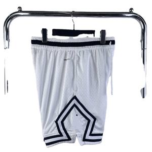 Short de basket-ball d'été en polyester 100% personnalisé unisexe maille respirante logo brodé certifié Bsci vêtements de basket-ball unisexe - Product Image 6