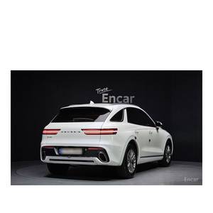 Genesis GV70 2.5T 2024, Gasolina, 2WD, Volante a la Izquierda, Caja de Cambios Automática, Asientos de Cuero, Cámara Trasera, Estándar de Emisiones Euro V, 22,426 km - Product Image 2