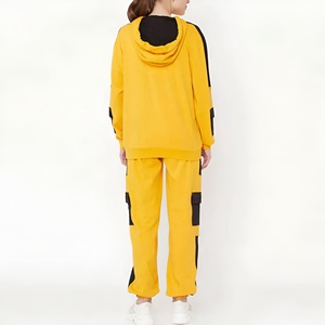 Approvisionnement direct usine – Nouveauté : Survêtement imprimé pour femme, style empilé, qualité supérieure, couleur personnalisable, ensemble graphique pour femme - Product Image 3