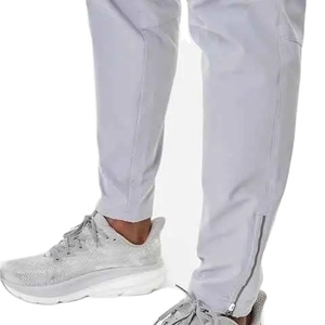 Conjunto Deportivo Cortavientos para Hombre al por Mayor, con Bloques de Color, Azul Claro y Gris, de Poliéster Transpirable, con Logotipo Frontal Personalizado - Product Image 6