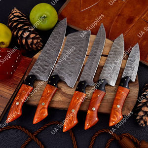 Juego de Cuchillos de Chef Profesionales Hechos a Mano de Acero de Damasco de 5 Piezas con Mango de Resina Epoxi, Espiga Completa, Ligeros, Grado Industrial, Alta Calidad - Product Image 3